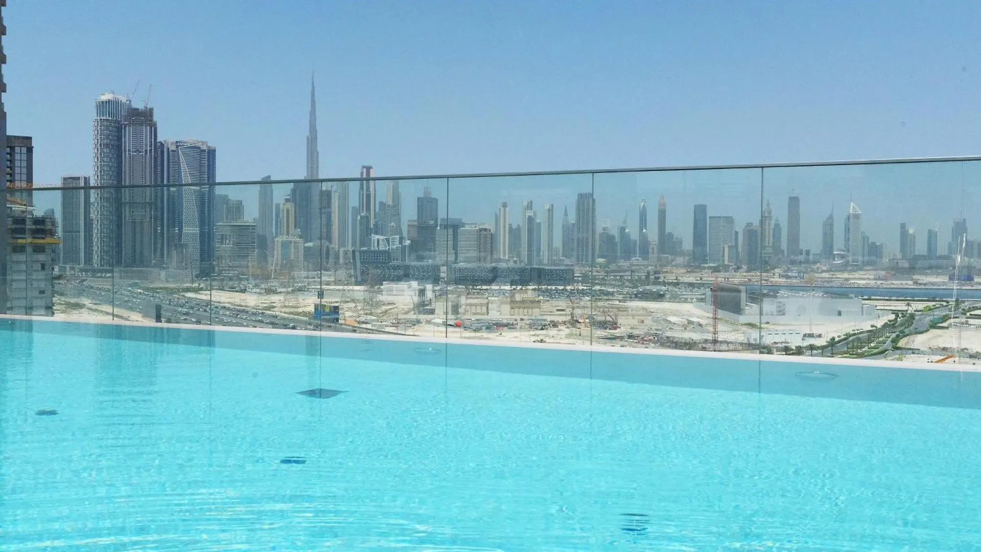 Aesthetic 1Br-Unit At Berkeley Palace Dubai United Arab Emirates