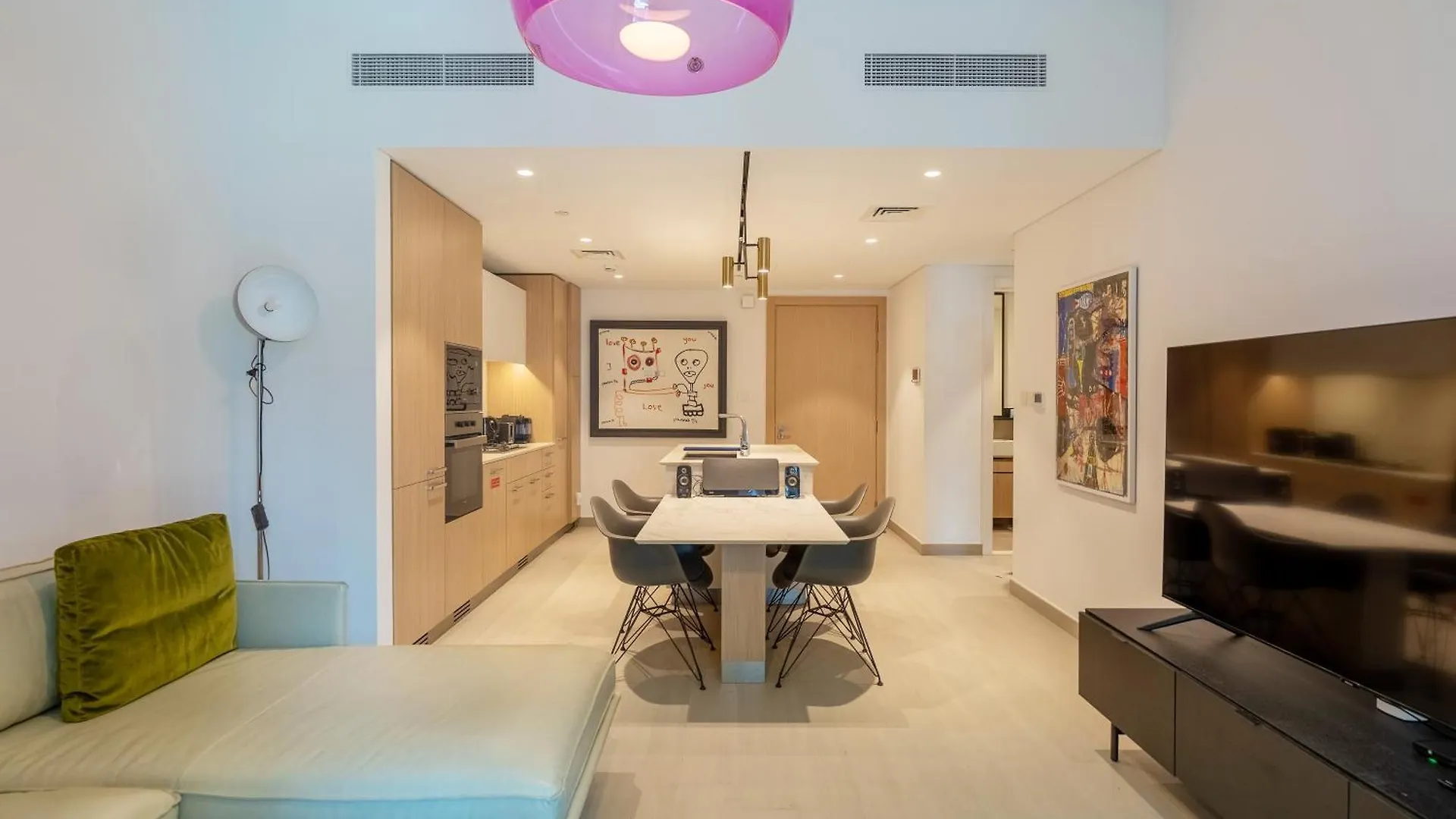 Aesthetic 1Br-Unit At Berkeley Palace Dubai Apartment