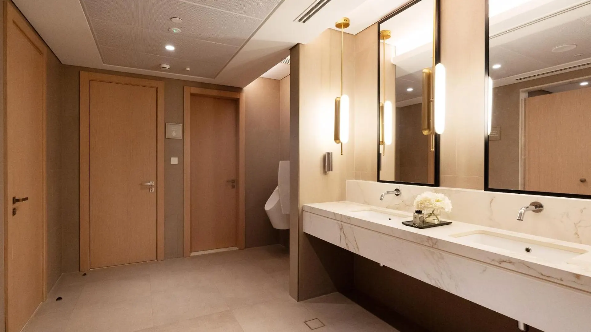 Aesthetic 1Br-Unit At Berkeley Palace Dubai 0*,