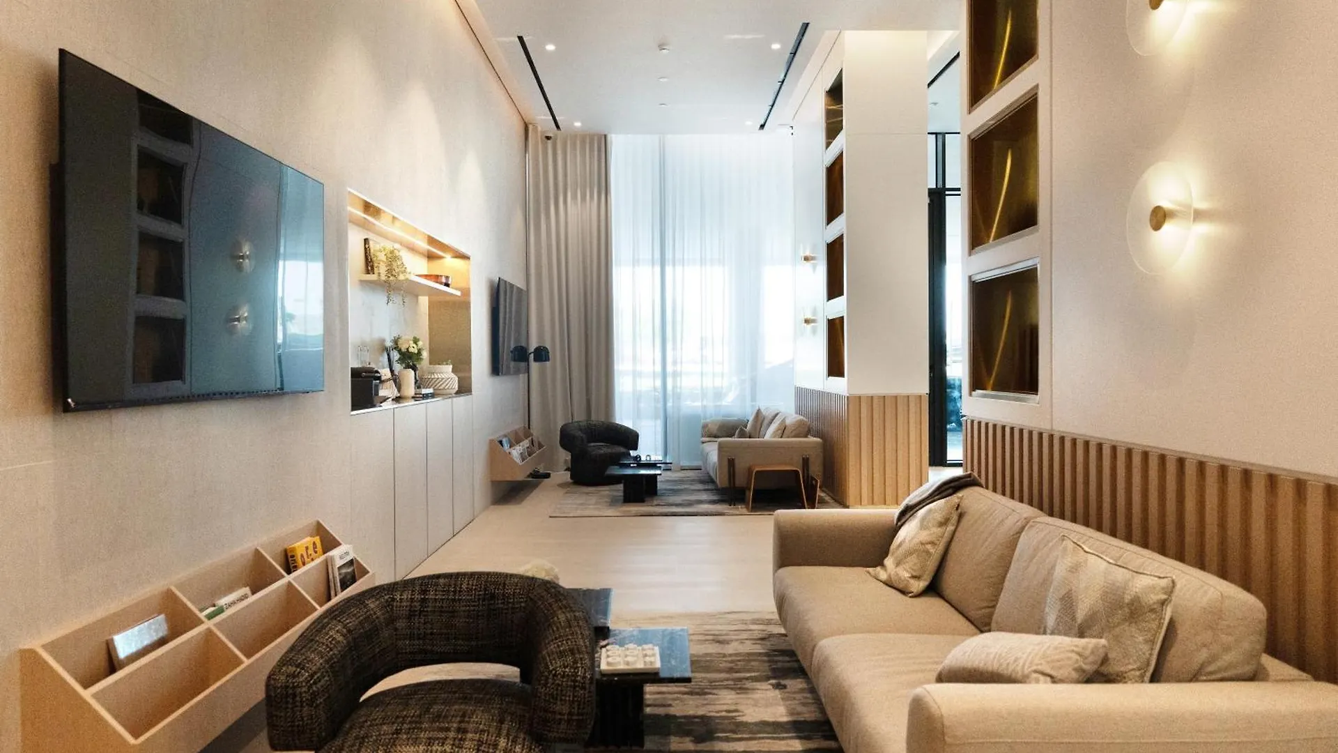 Aesthetic 1Br-Unit At Berkeley Palace Dubai United Arab Emirates